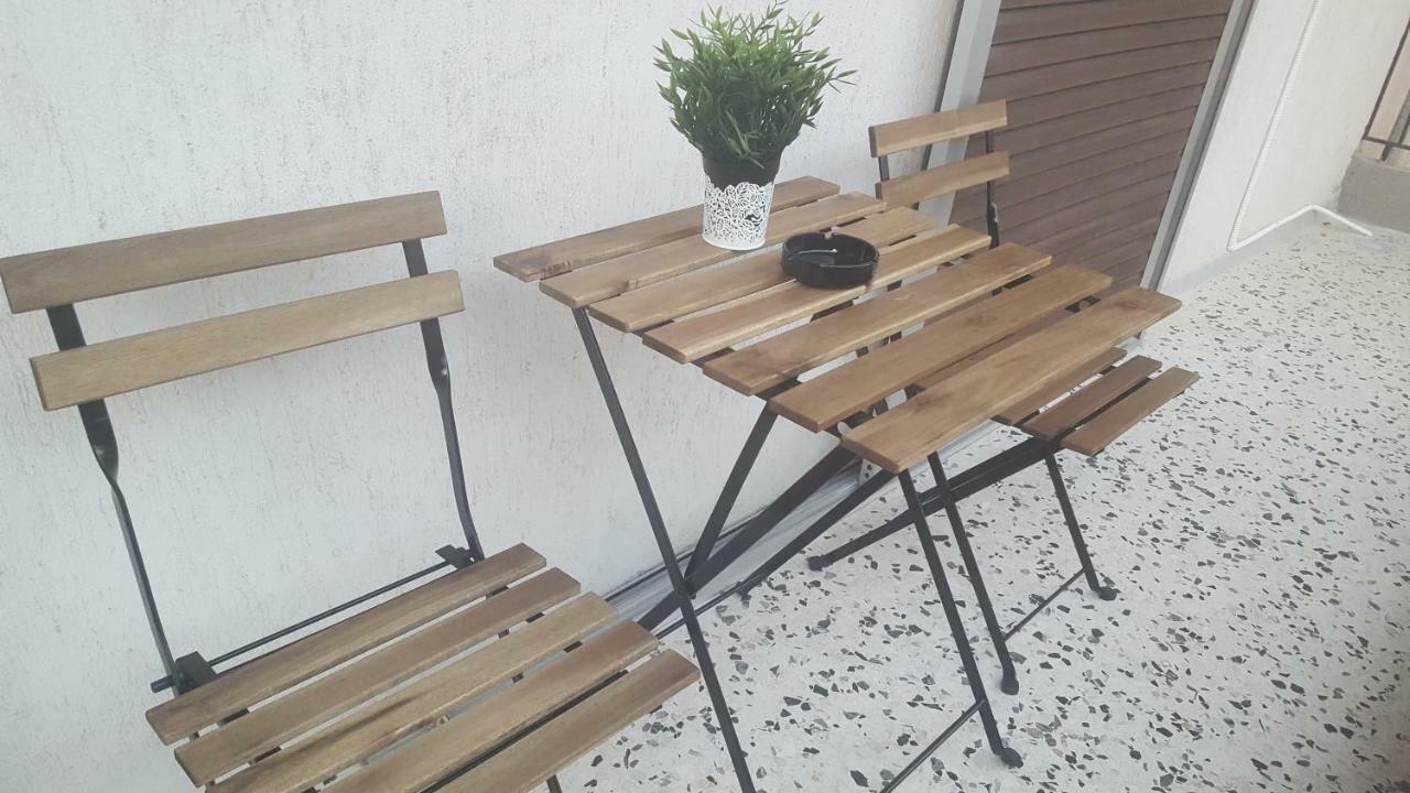 Apartment In The Heart Of The City 3 ลาริซา ภายนอก รูปภาพ
